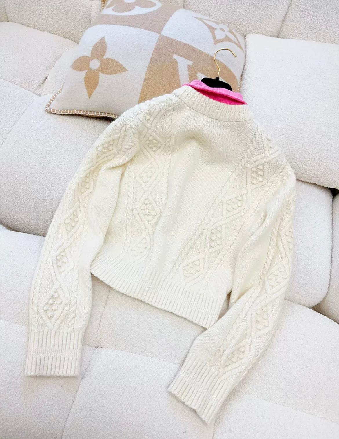 Chanel 22N Ecru, Pink Sweater size 36