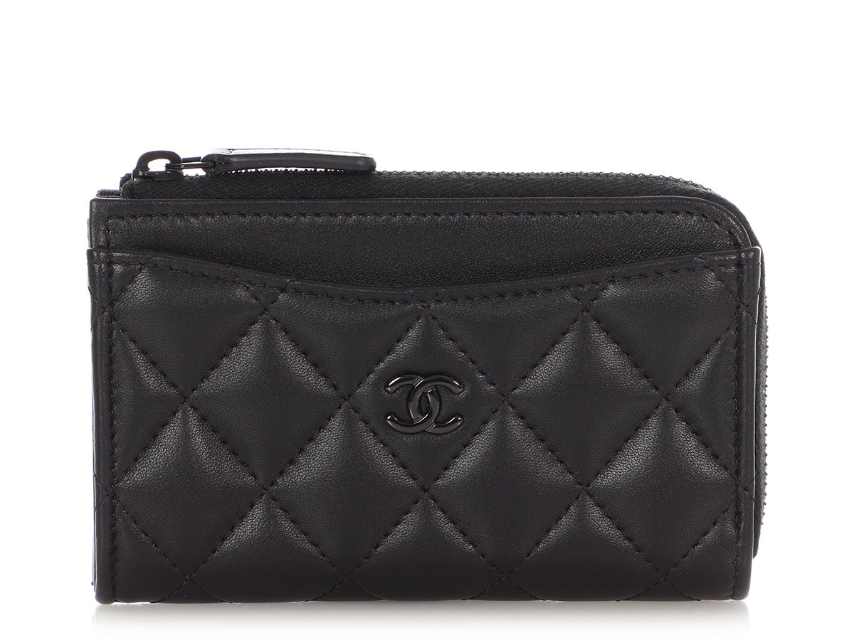 Chanel Black Quilted Lambskin Zip Around  Holder