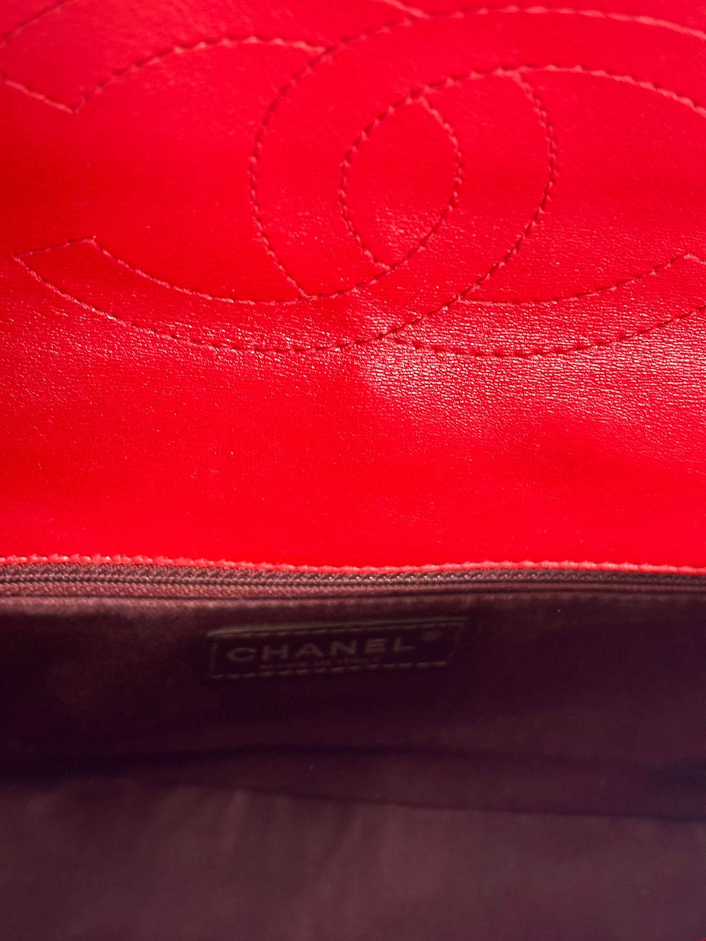 CHANEL DOUBLE STITCH CHEVRON LAMBSKIN MEDIUM FLAP BAG