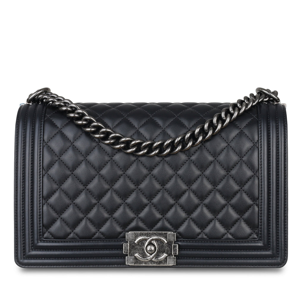 Chanel Boy Bag - New Medium