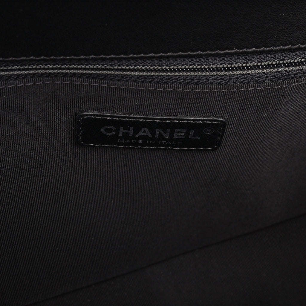 Chanel Boy Bag - New Medium