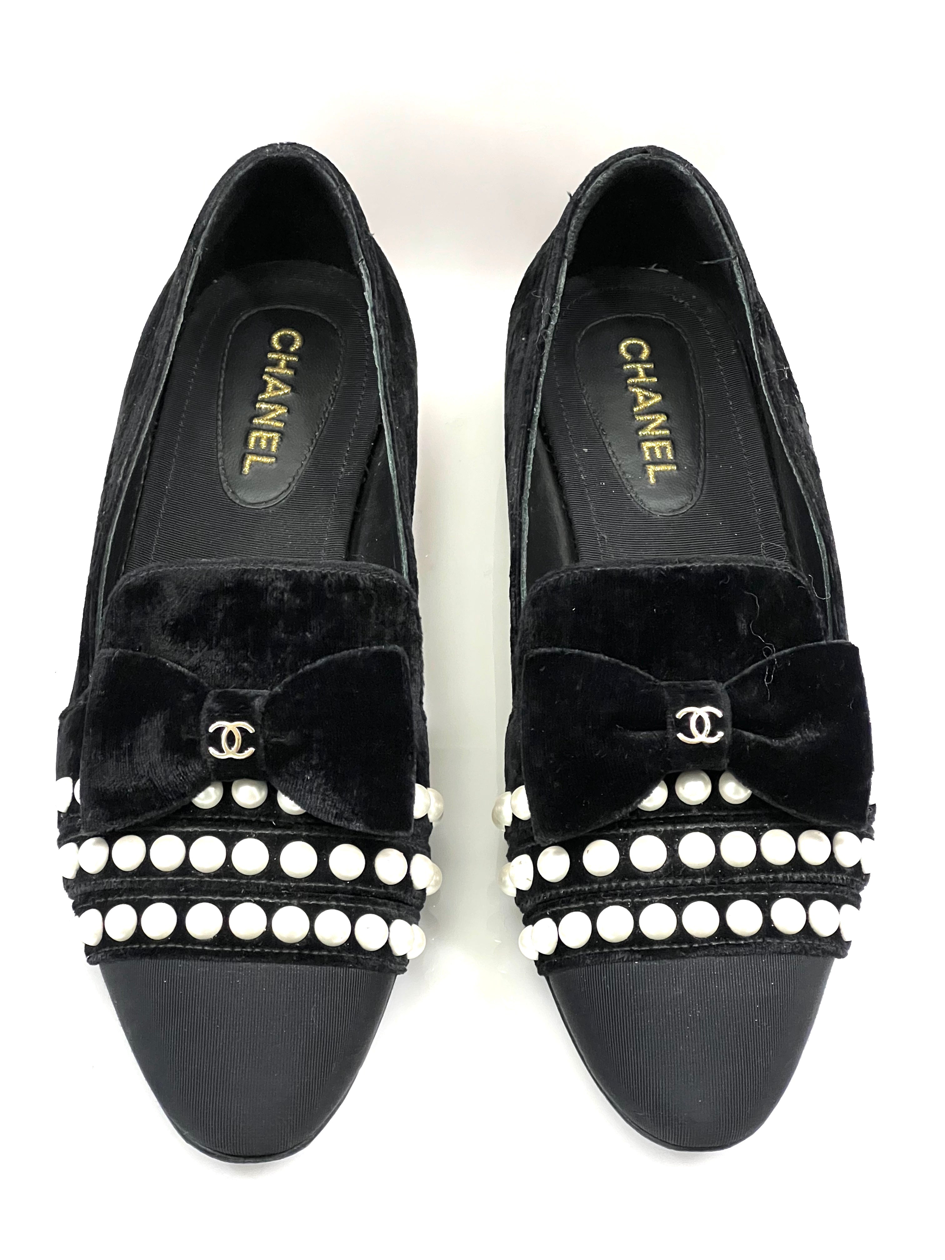 CHANEL VELVET GROSGRAIN PEARLS MOCCASIN LOAFERS