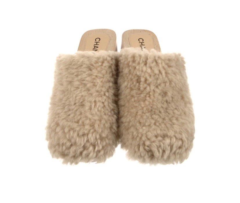 CHANEL 2022 SHEARLING MULES