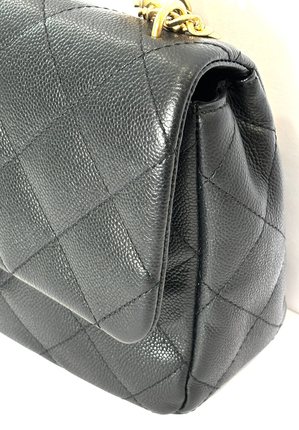 CHANEL CAVIAR QUILTED SWEETHEART MINI FLAP BAG
