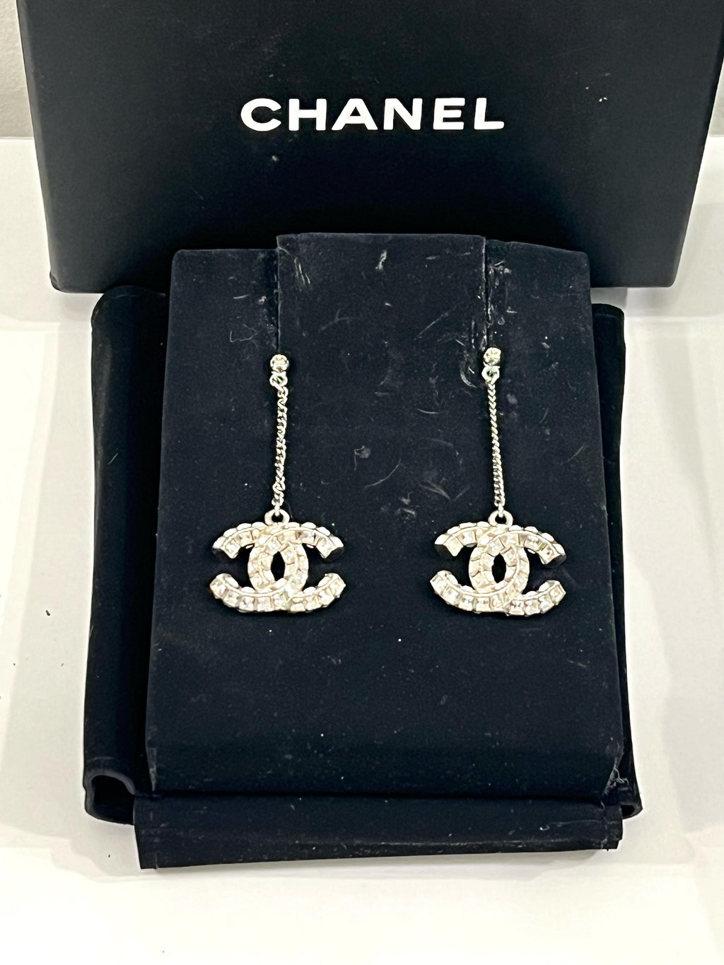CHANEL BAGUETTE CRYSTAL CC DROP EARRINGS