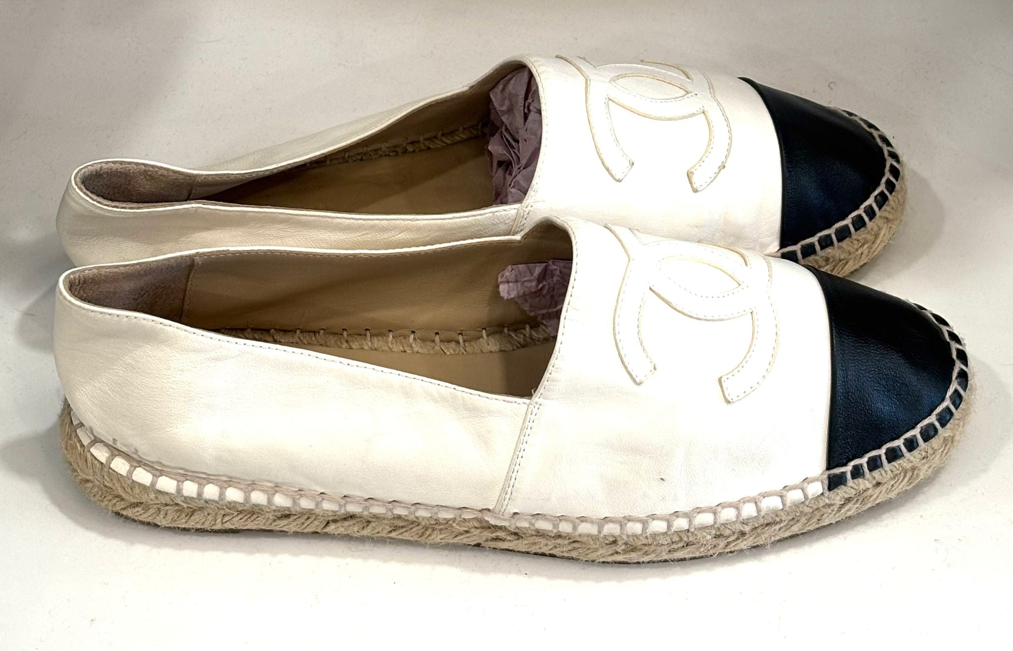 CHANEL CC LAMBSKIN LEATHER ESPADRILLES