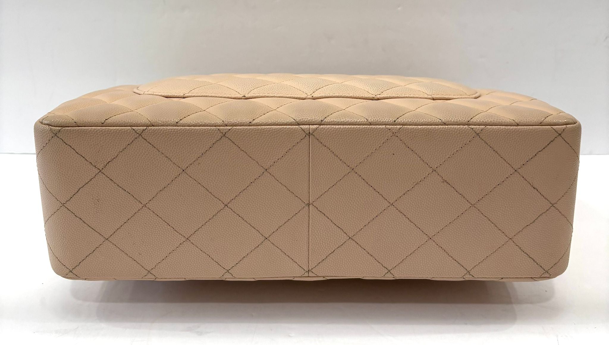 CHANEL CAVIAR QUILTED JUMBO CLASSIC DOUBLE FLAP BAG