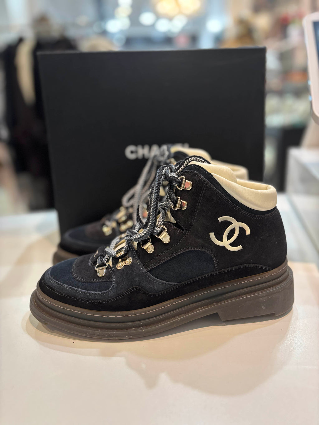 CHANEL CC COMBAT LACE UP ANKLE HIKING SNOW BOOTS