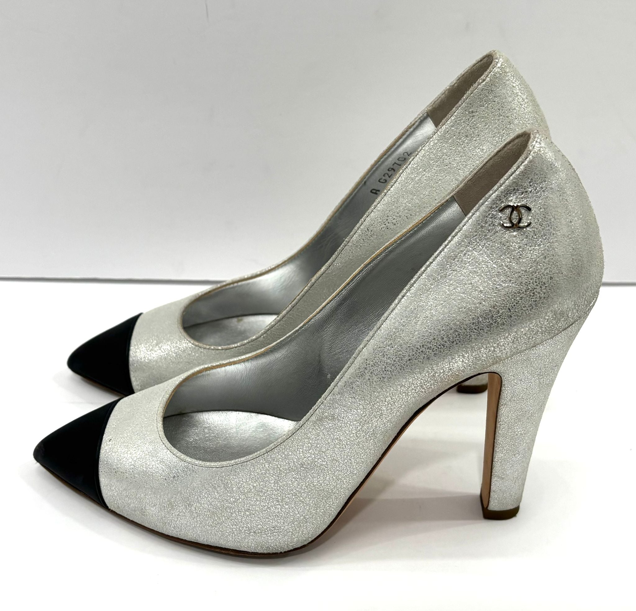 CHANEL METALLIC SILVER CC CAP TOE PUMPS