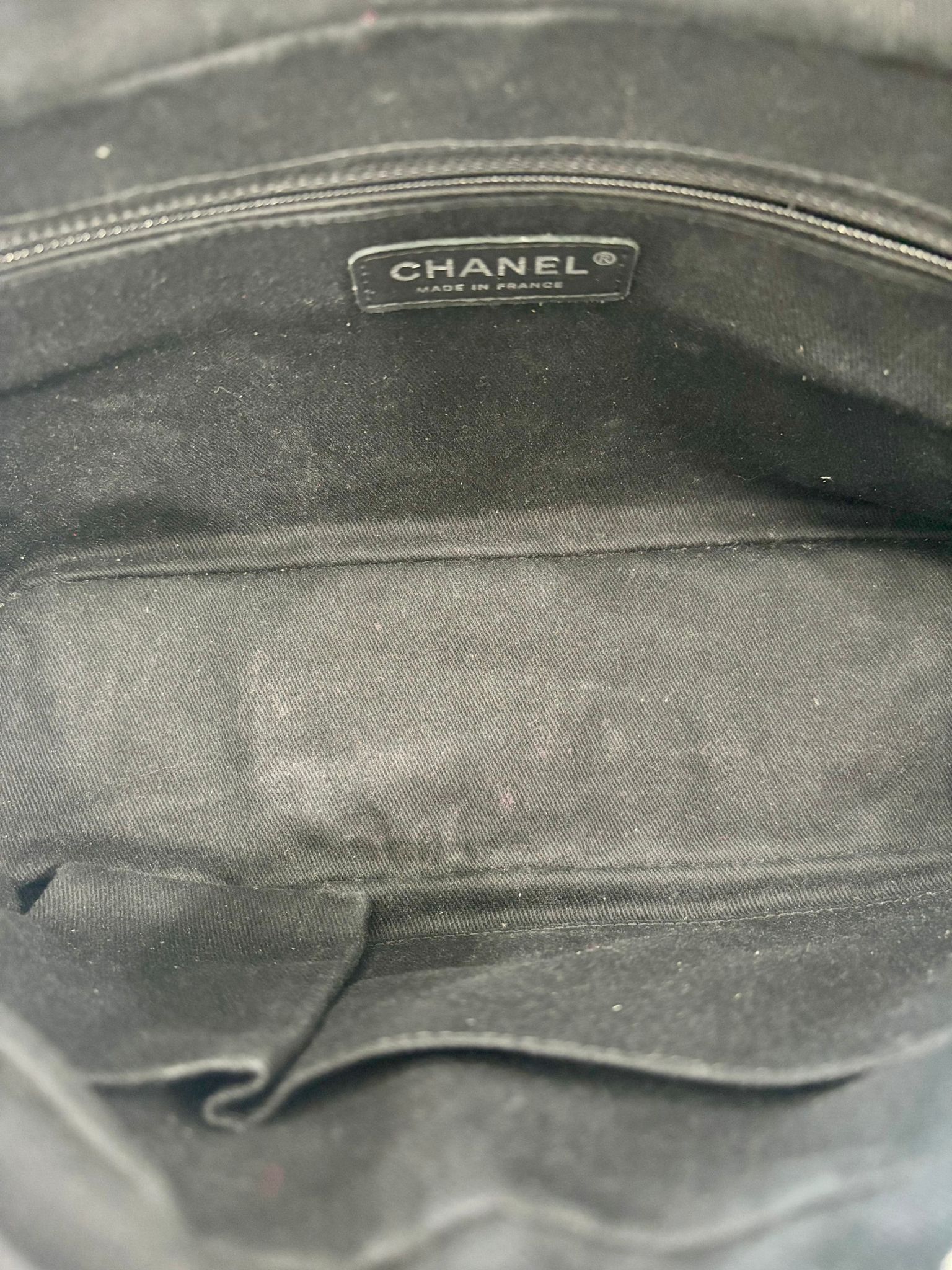 CHANEL TWEED EASY FLAP BAG