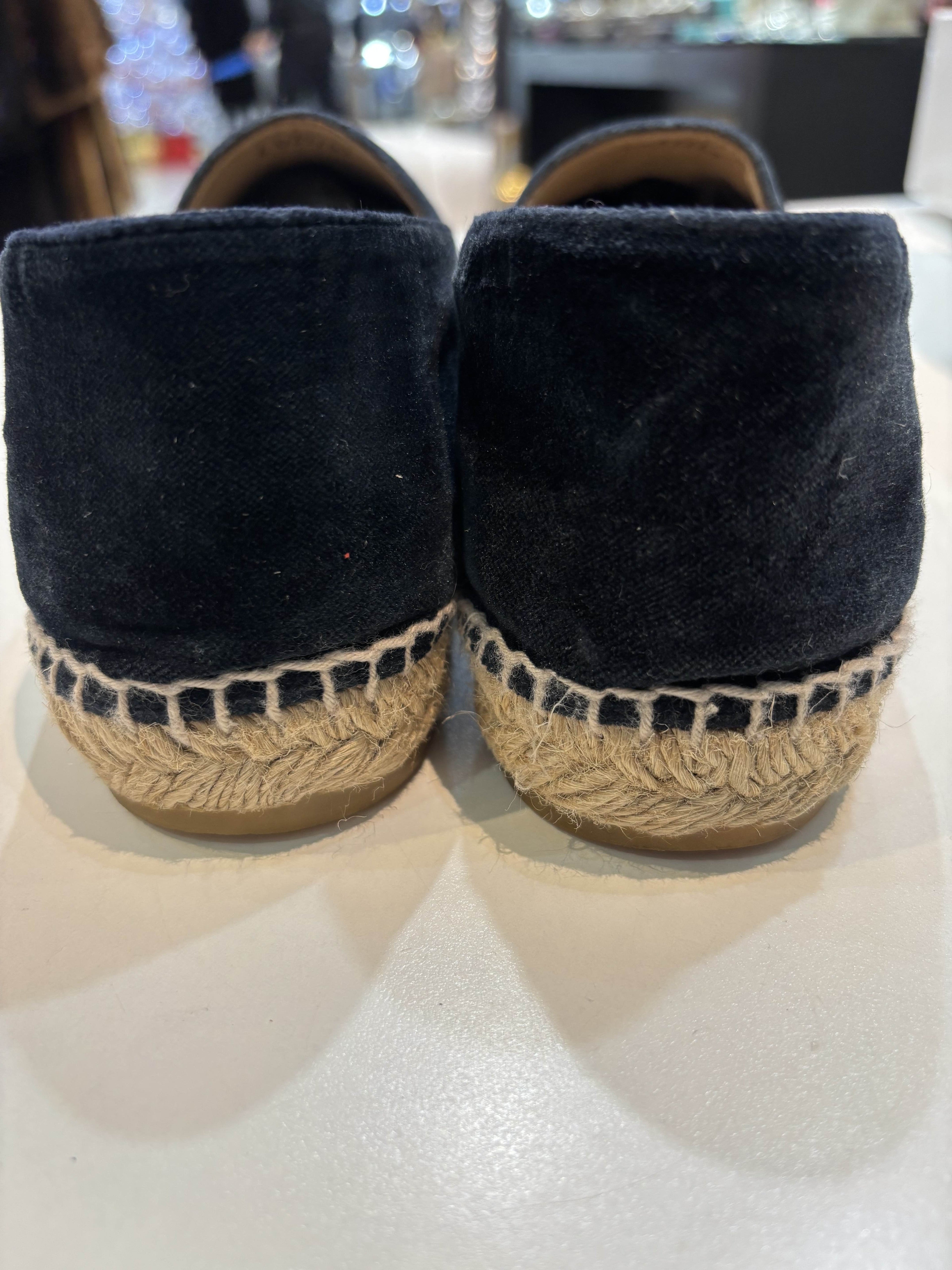 CHANEL VELVET DARK NAVY CC CAP TOE ESPADRILLES