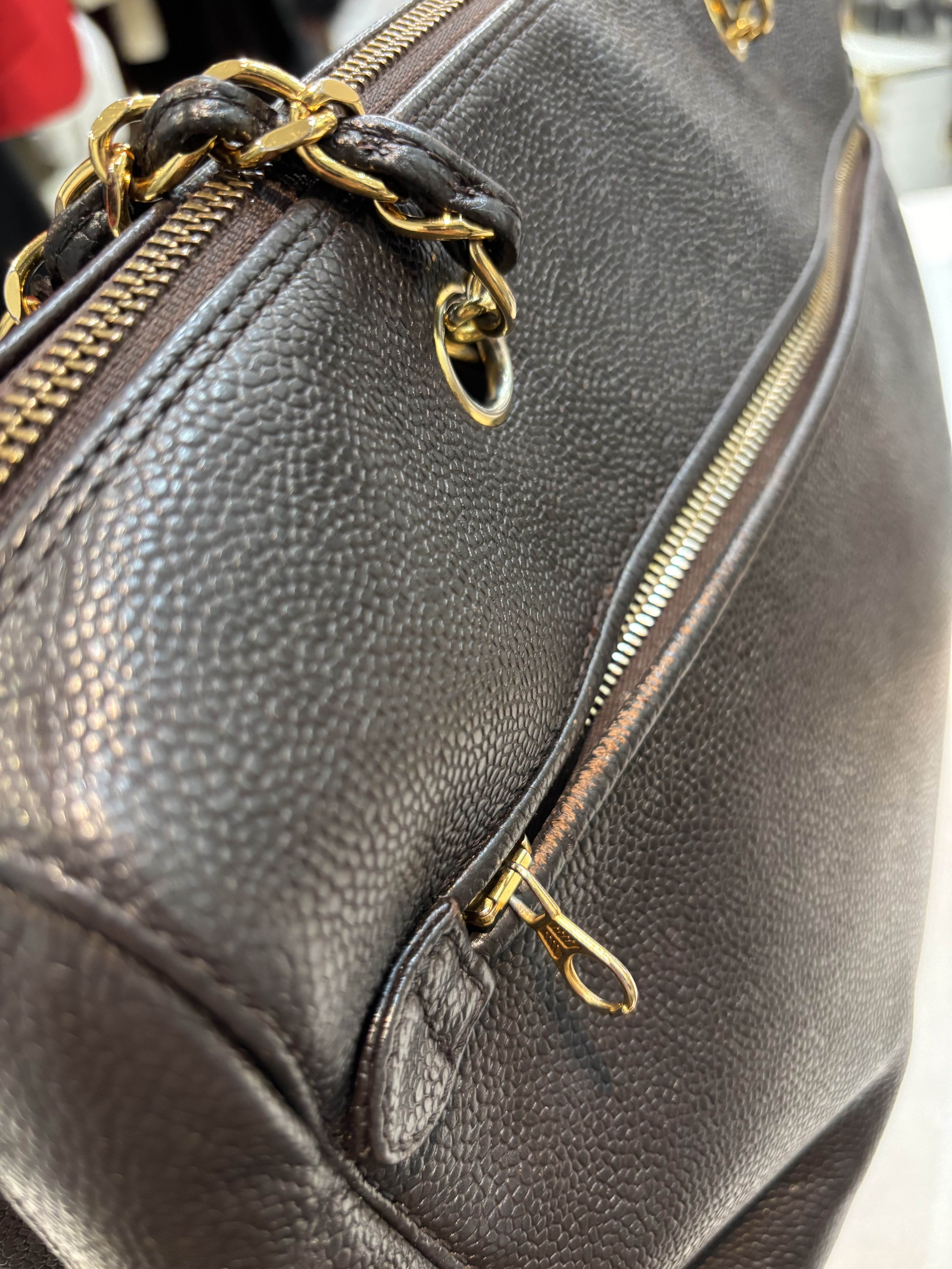 CHANEL VINTAGE TIMELESS CAVIAR LEATHER ZIPPED TOTE BAG