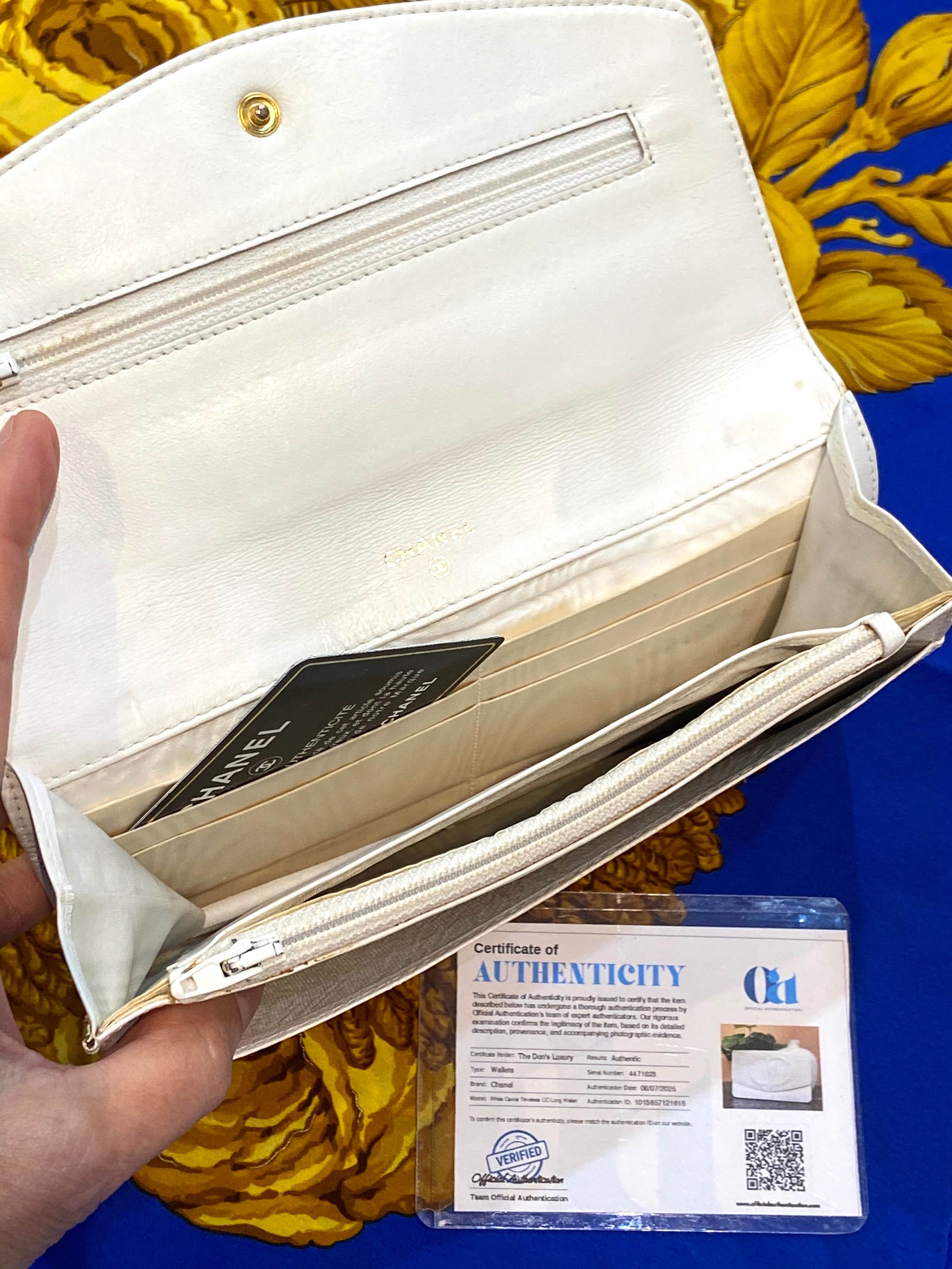 CHANEL VINTAGE WHITE CAVIAR WALLET