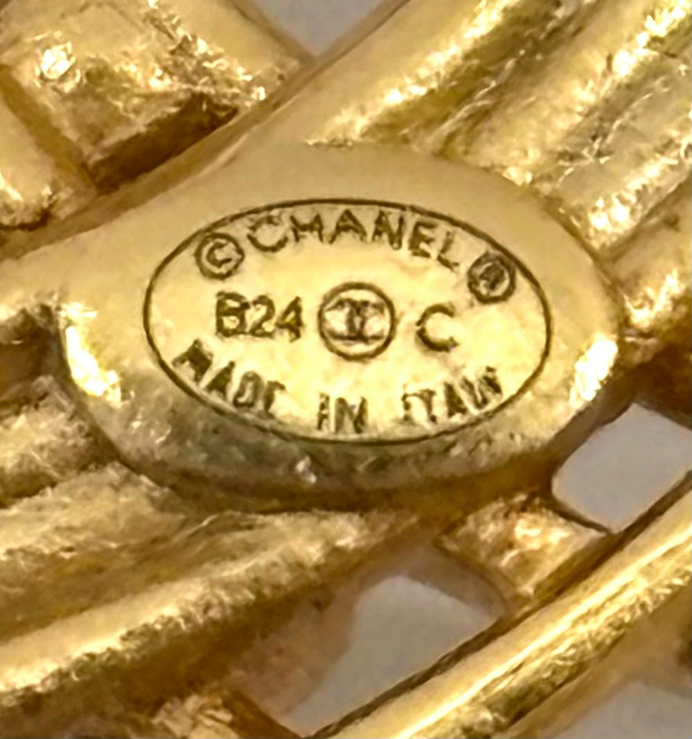 CHANEL STAR COCO MARK GOLD PLATED BROOCH