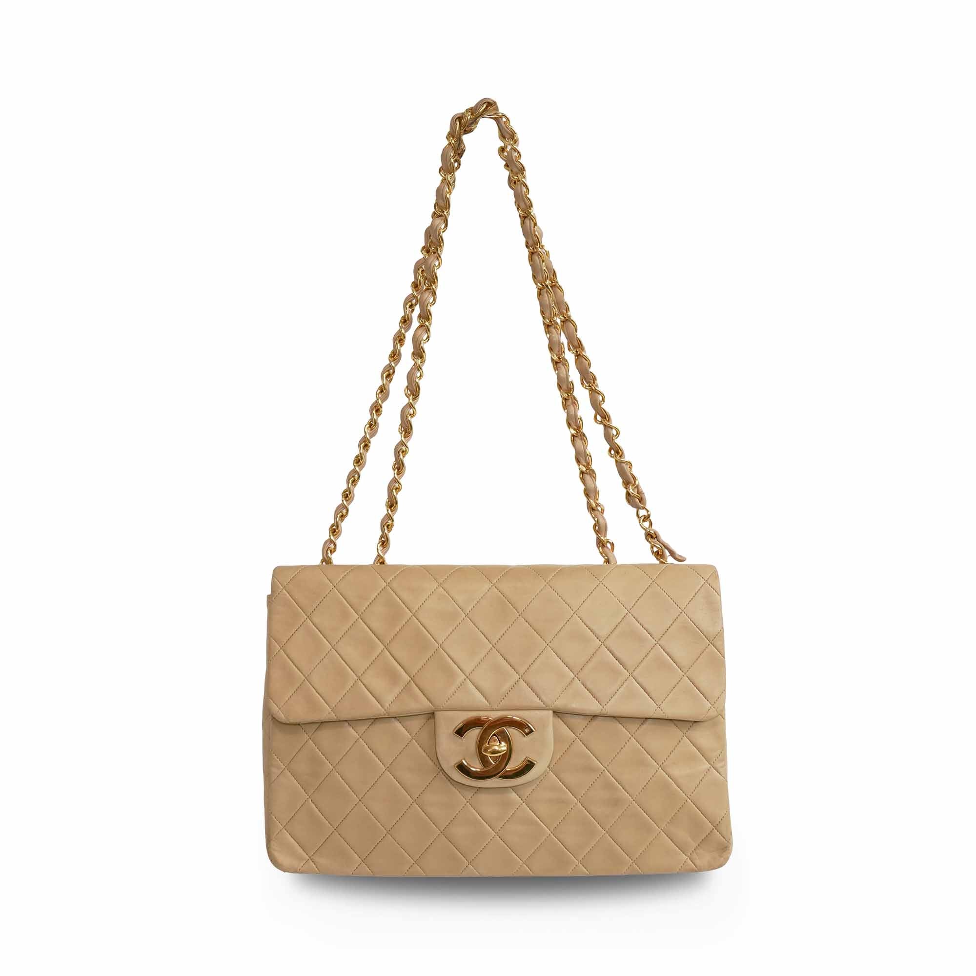 Chanel 'Jumbo Classic Flap' Handbag