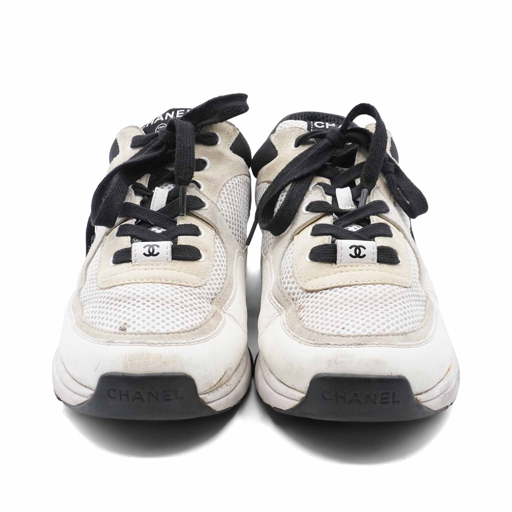 Chanel 'CC' Sneakers - Women's 39.5