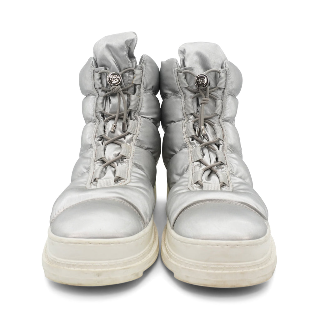Chanel 'Ice Walking' Snow Boots - Women's 38