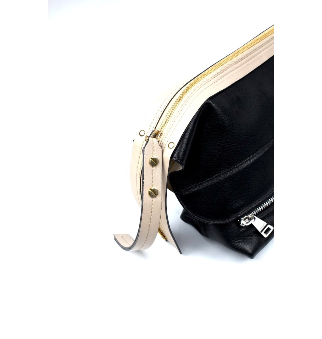 CHLOÉ CALFSKIN LEATHER CLUTCH BAG