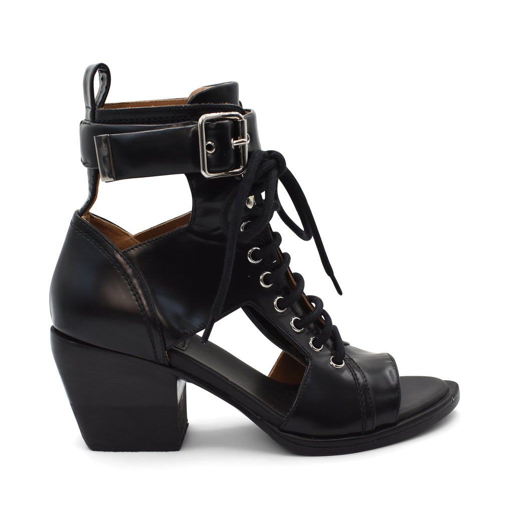 Chloe 'Rylee' Boots - Women's 37.5