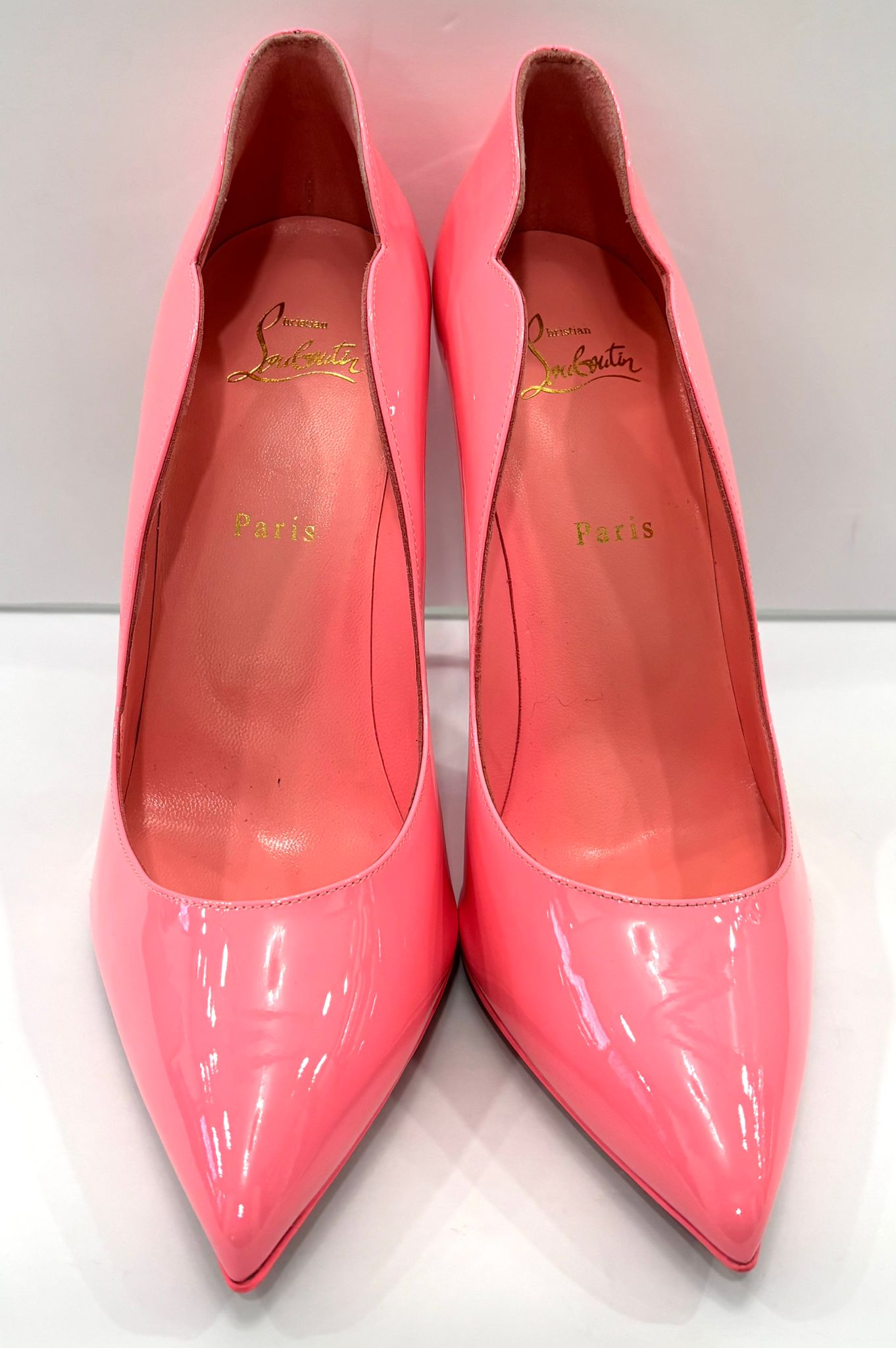 LOUBOUTIN NEON PINK PATENT LEATHER HOT CHICK 100 PUMPS