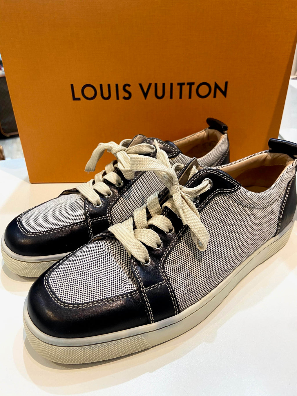 CHRISTIAN LOUBOUTIN RANTULOW ORLATO FLAT SNEAKERS