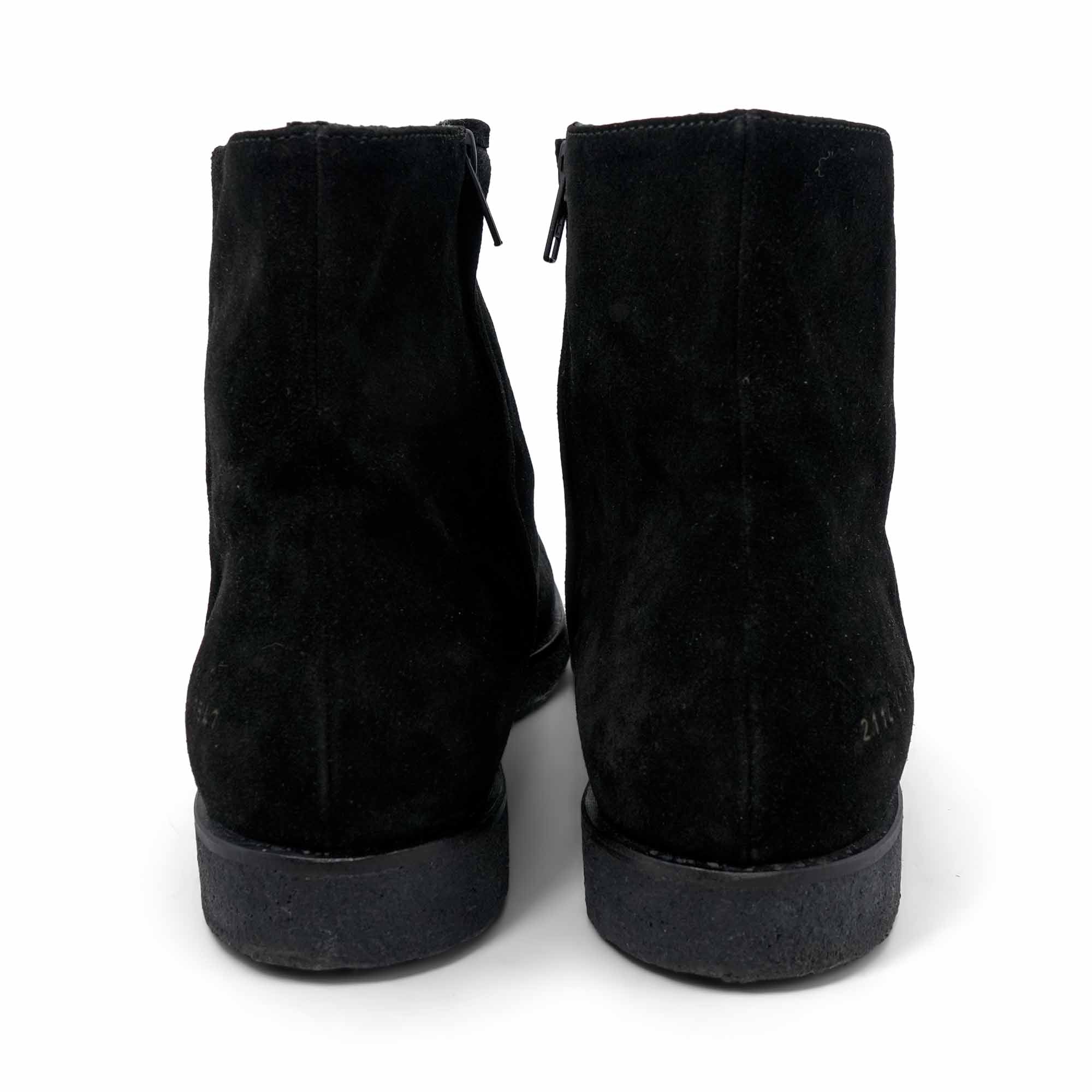 Common Projects Suede Ankle Boots - Men's 43