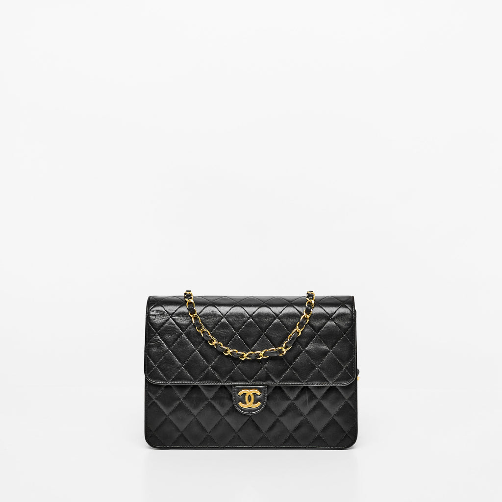 Chanel Vintage Classic Flap in Black