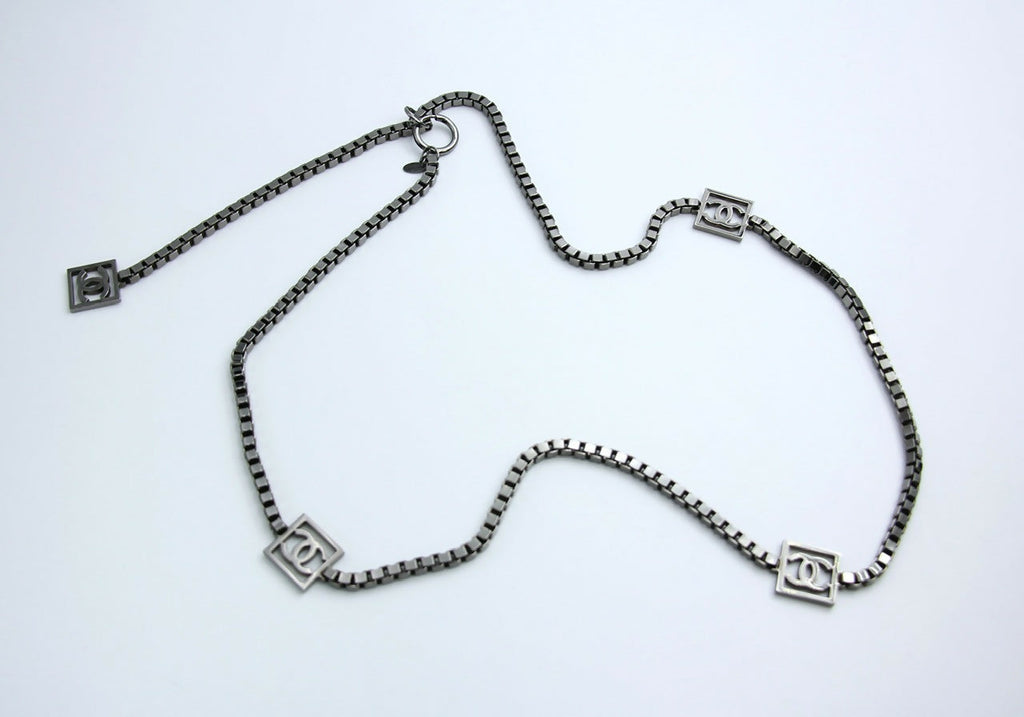 Chanel Vintage 06A Metal Four CC Silver Square Buckle Waist Chain 97CM