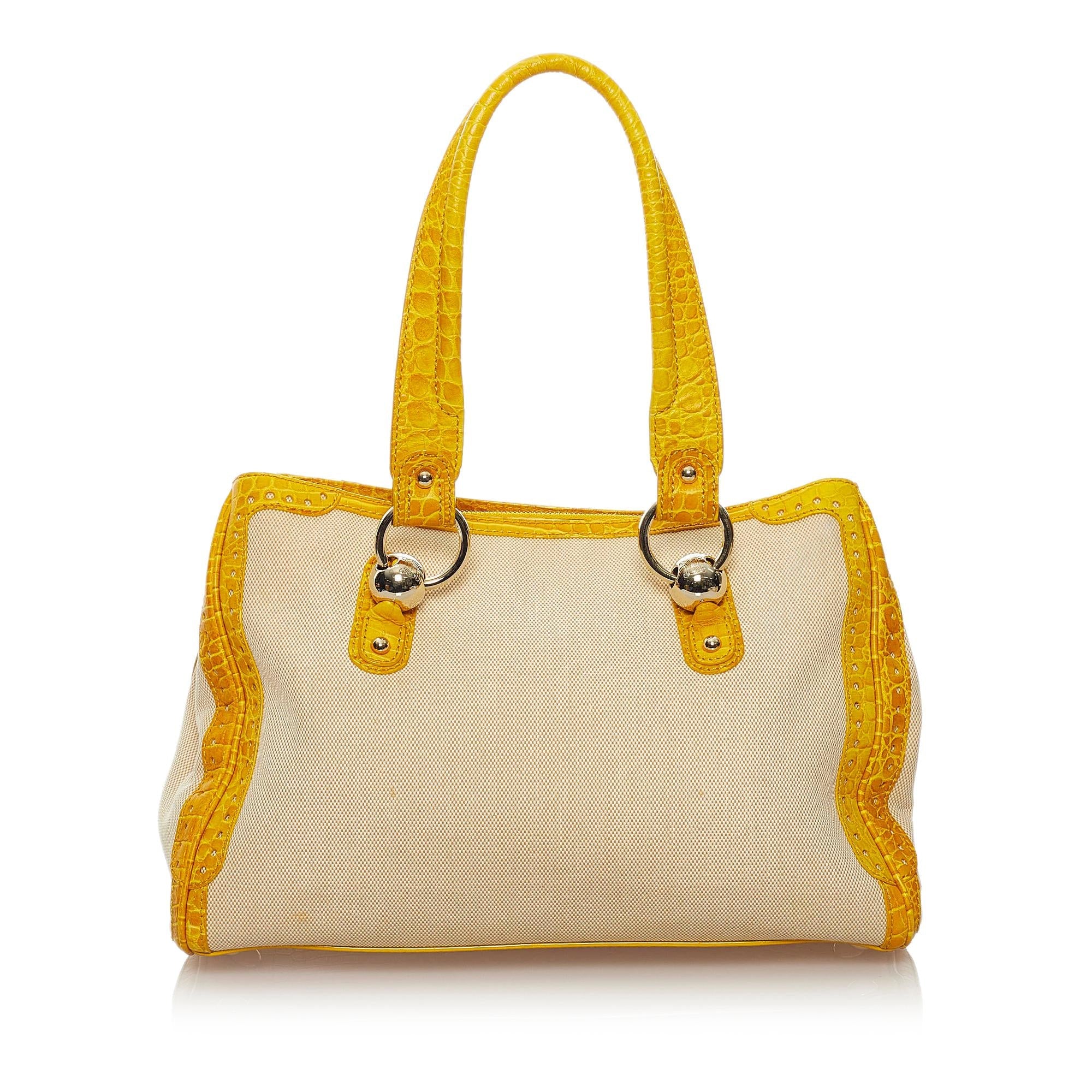 Celine Canvas Handbag (SHG-37337)