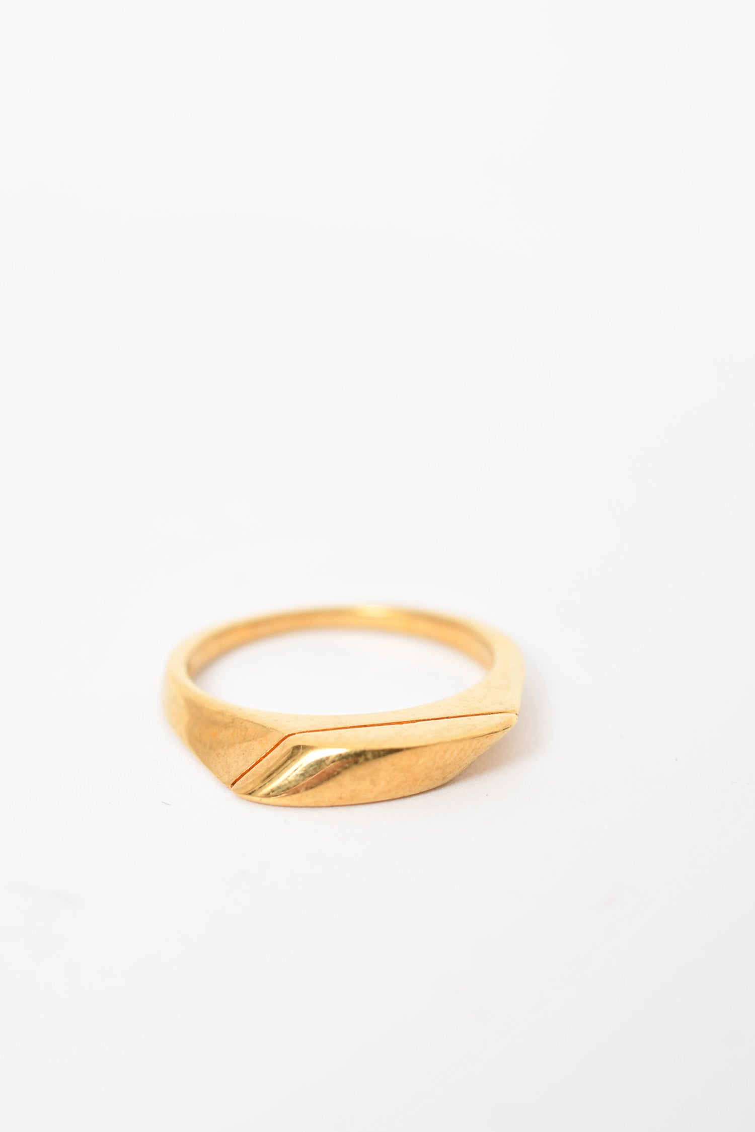 Celine Gold Toned Brass 'Chaîne Triomphe Small Diamanté' Ring sz 52