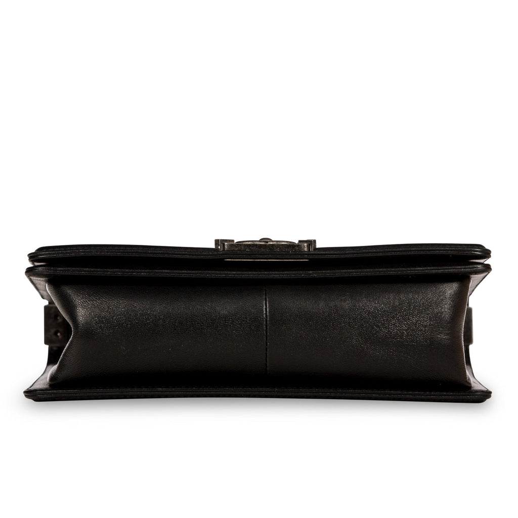 Chanel Boy Bag - Old Medium - Lambskin