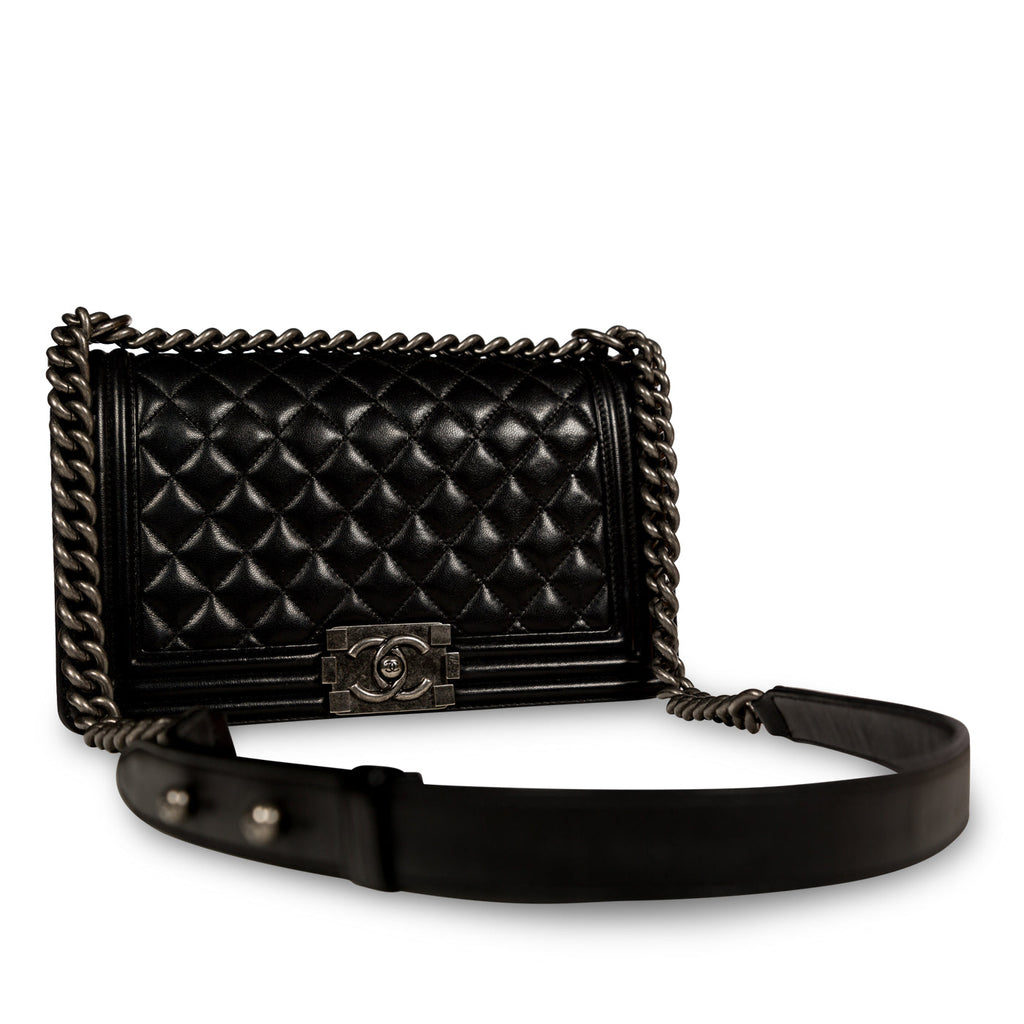 Chanel Boy Bag - Old Medium - Lambskin