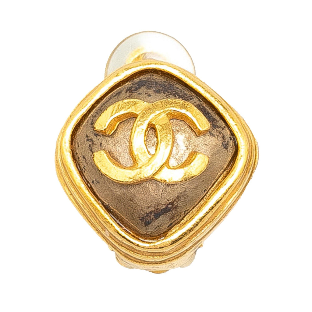 Chanel CC Clip on Earrings (SHG-o61wmG)