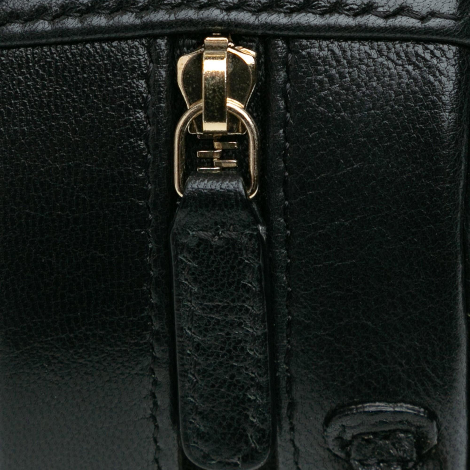 Chanel CC Quilted Lambskin Round Clutch with Chain (SHG-vxtHcs)