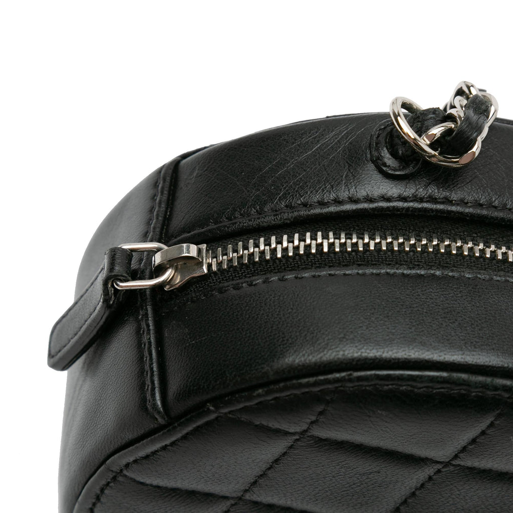 Chanel CC Quilted Lambskin Round Clutch with Chain