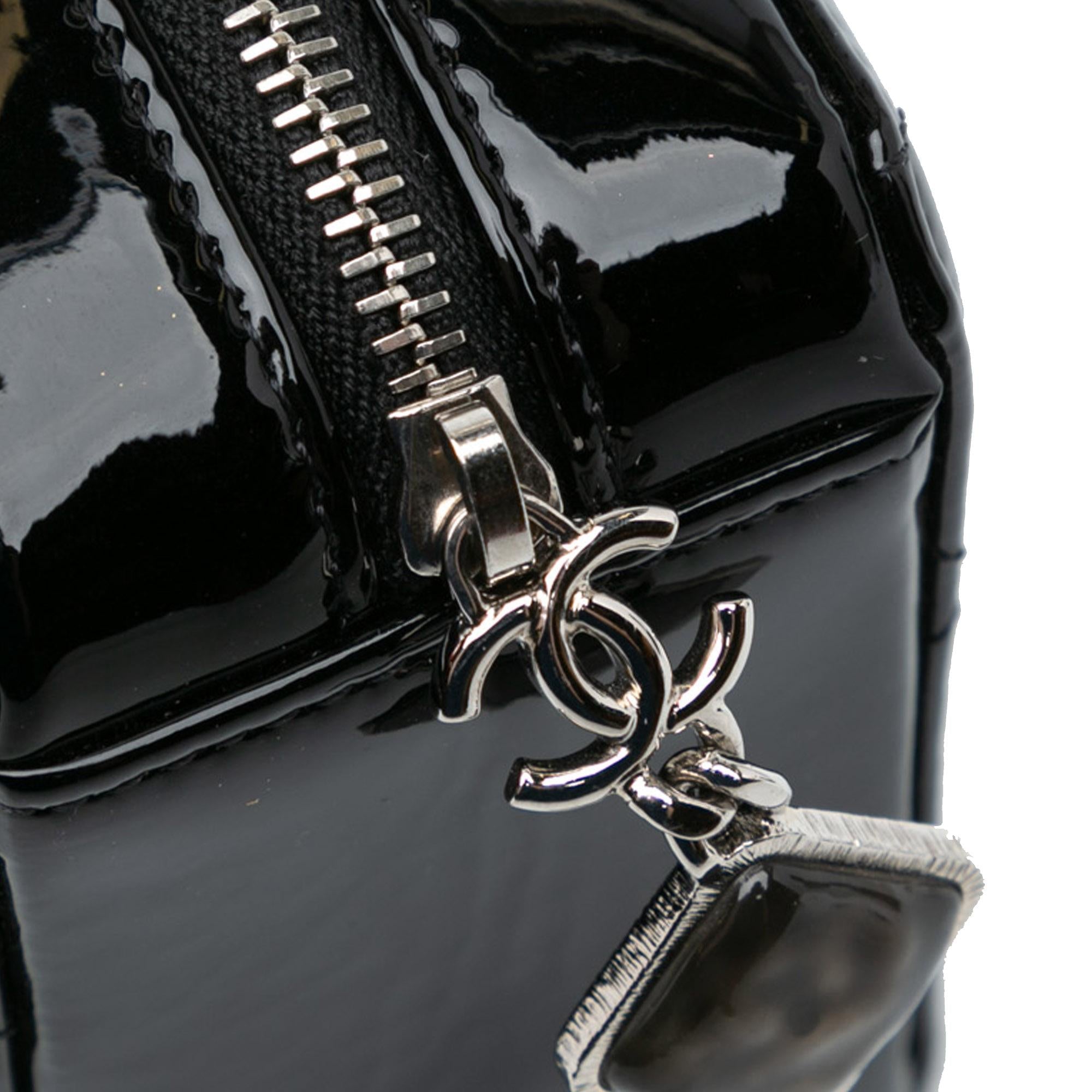 Chanel CC Quilted Patent Diamond Resin Clutch With Chain