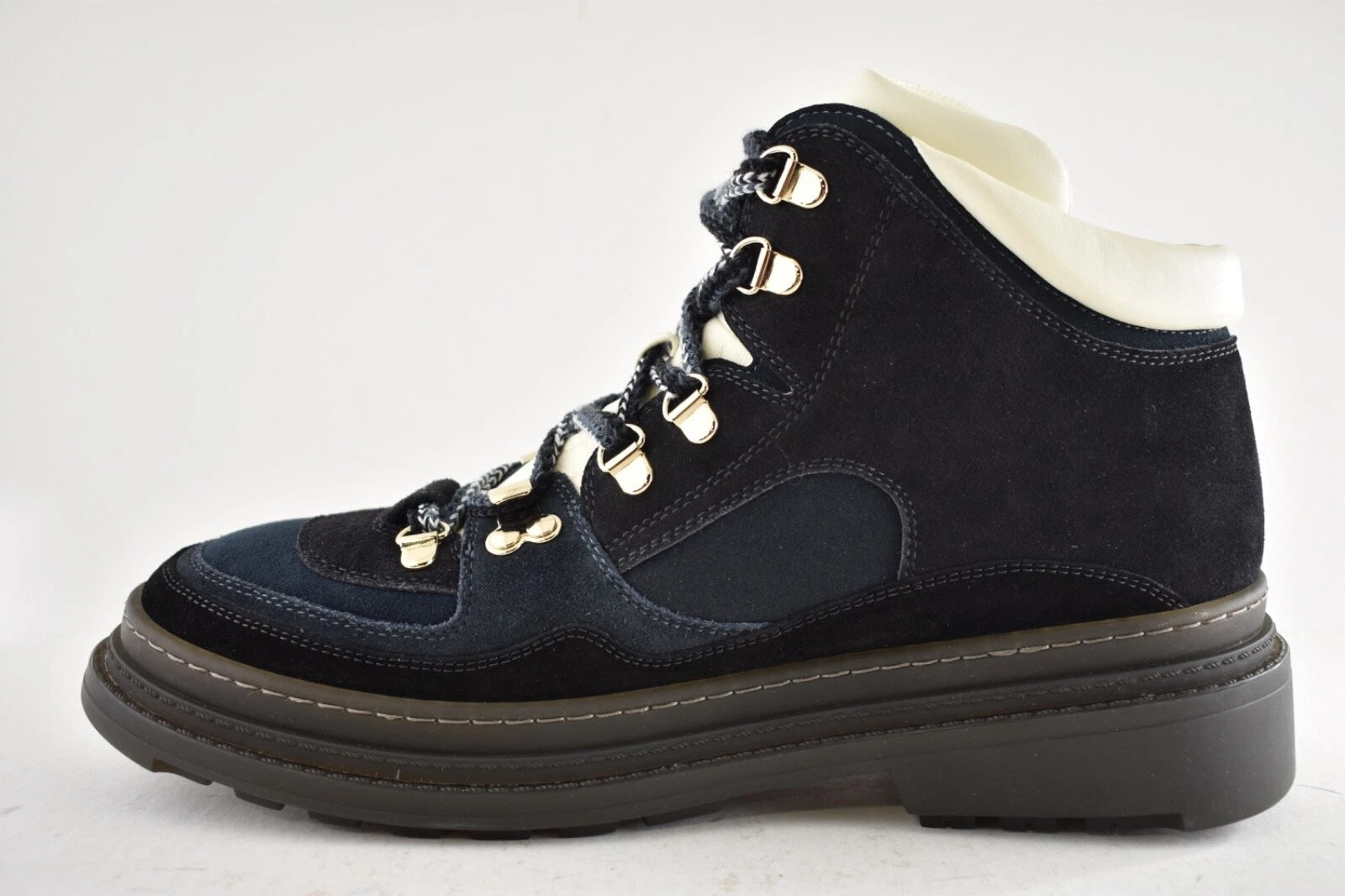 CHANEL CC COMBAT LACE UP ANKLE HIKING SNOW BOOTS