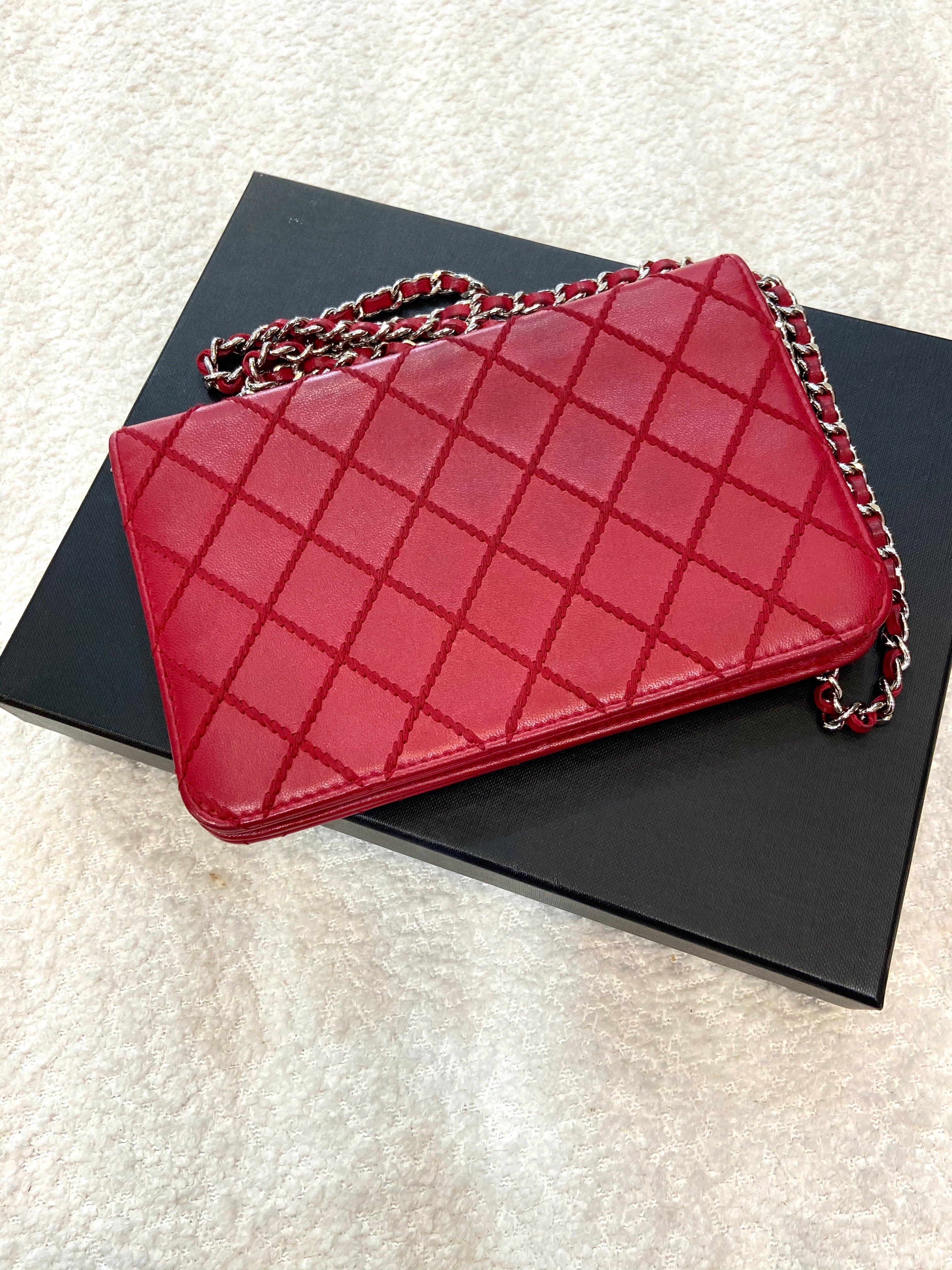 CHANEL CALFSKIN DIAMOND STITCH WALLET ON A CHAIN