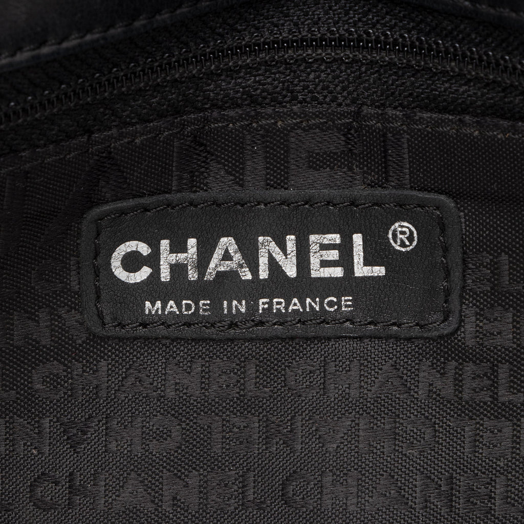 Chanel Calfskin Oversized Quilted CC Small Flap Bag (SHF-FRyV1T)