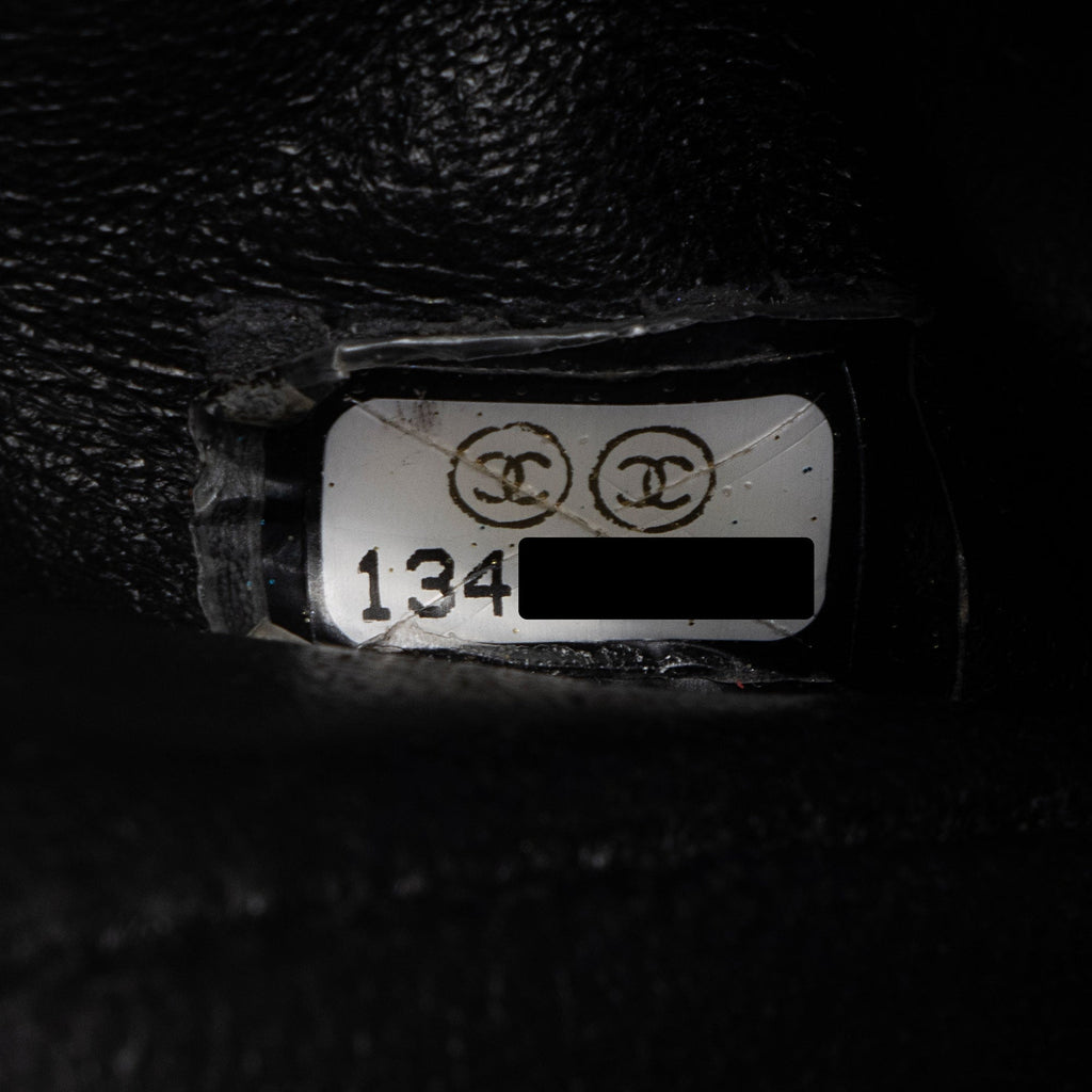 Chanel Caviar Leather Classic Maxi Single Flap Bag