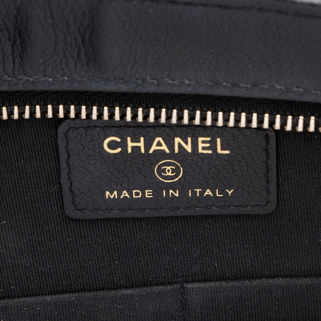Chanel Caviar Leather Classic Trendy Pouch