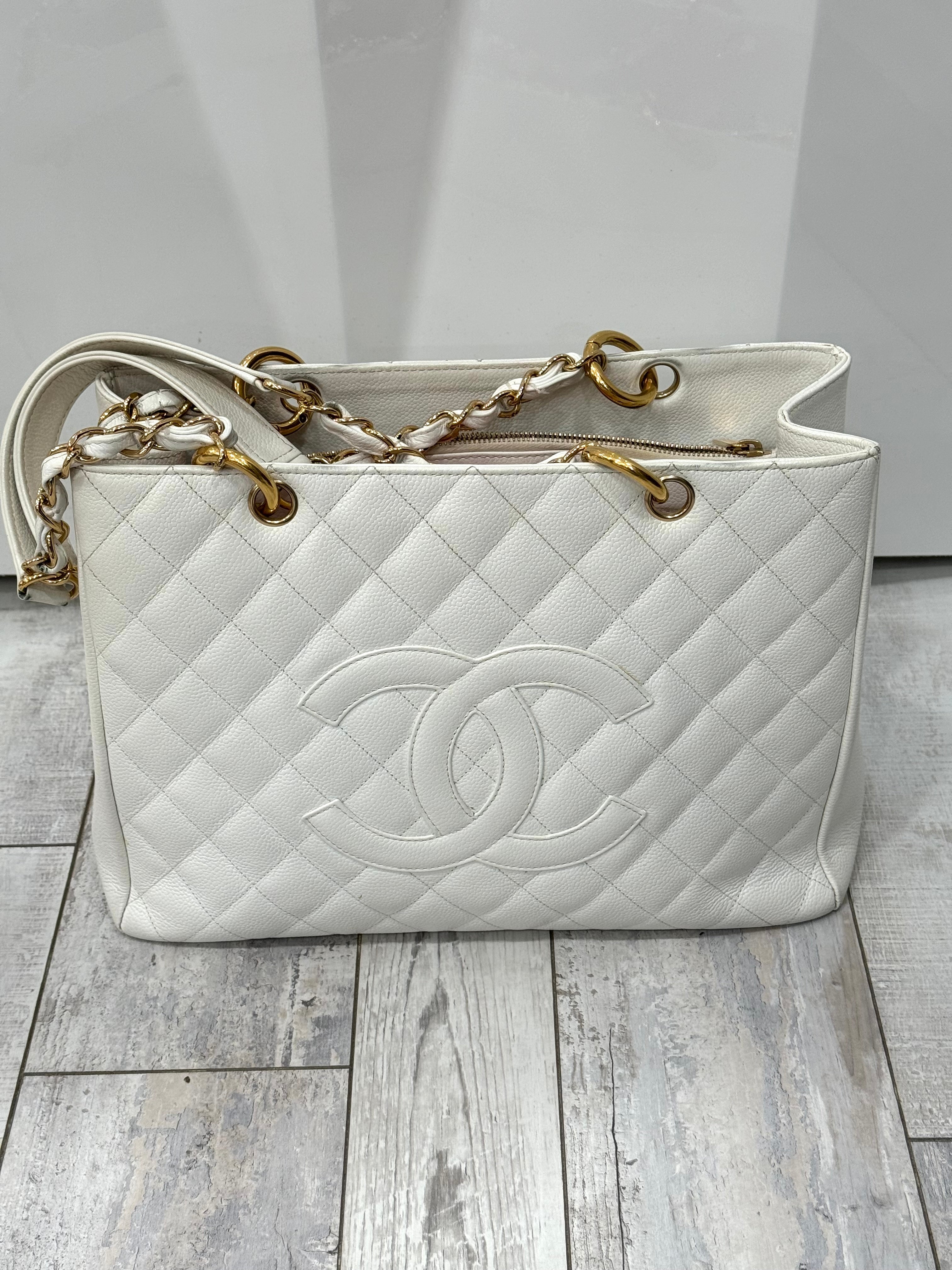 CHANEL CAVIAR QUILTED GRAND SHOPPING GST TOTE BAG