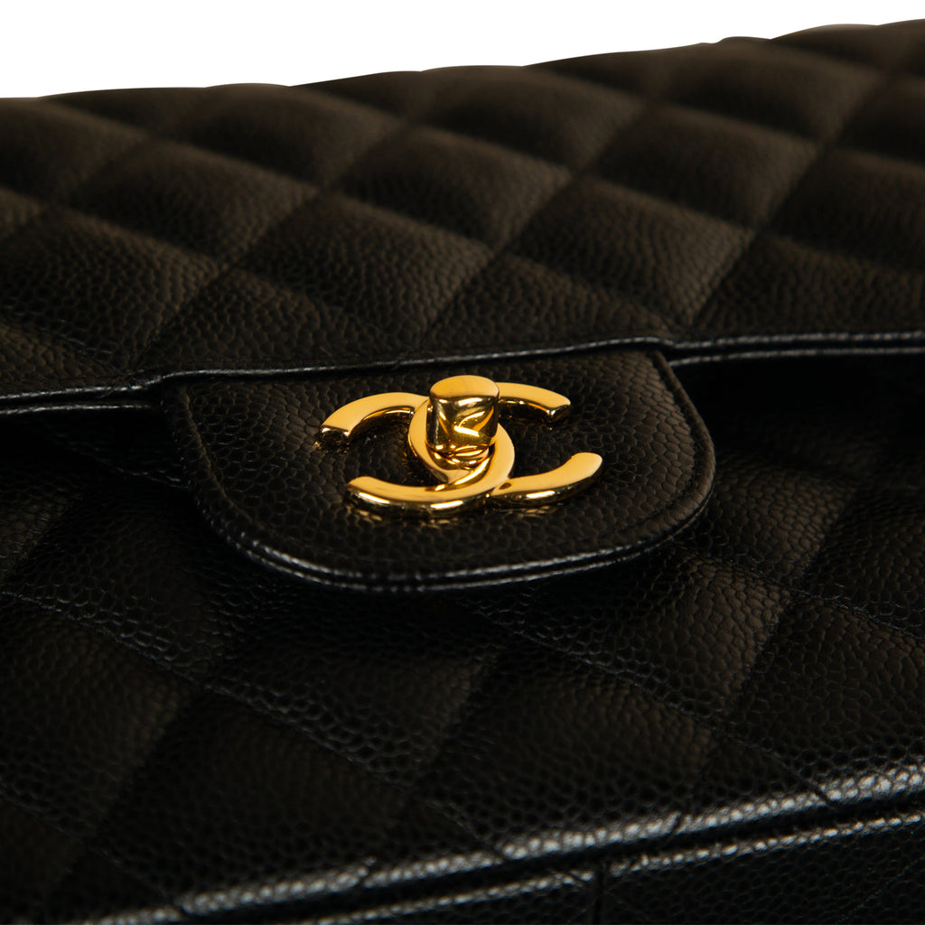 Chanel Classic Flap Bag - Jumbo - Caviar