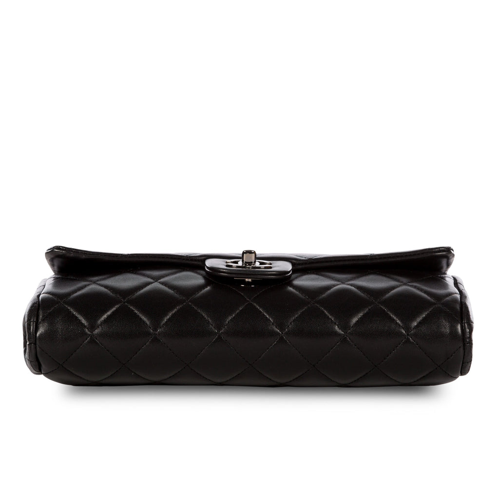 Chanel Classic Clutch with Chain