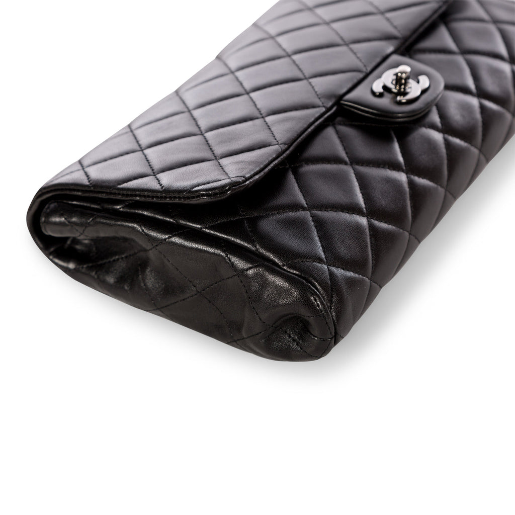 Chanel Classic Clutch with Chain