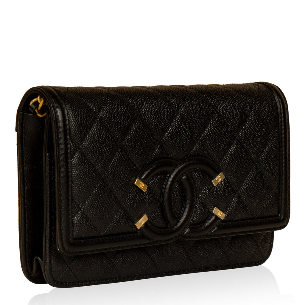 Chanel Filigree Wallet on Chain