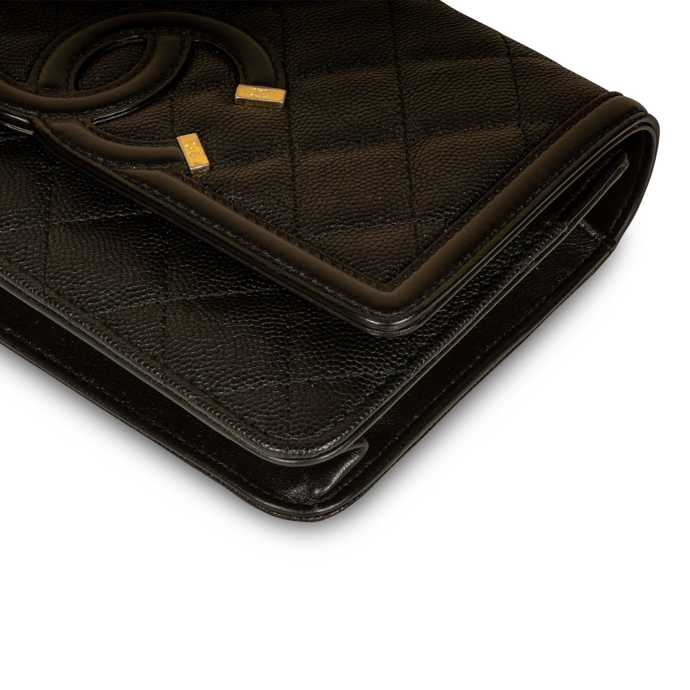 Chanel Filigree Wallet on Chain
