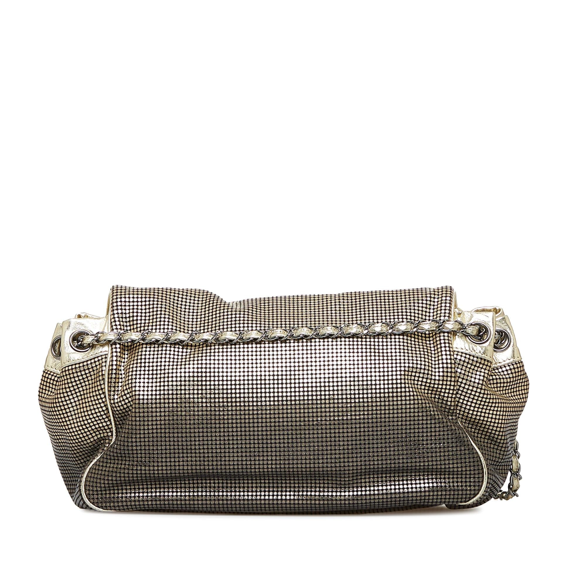 Chanel Hollywood Accordion Shoulder Bag (SHG-uatt1Z)