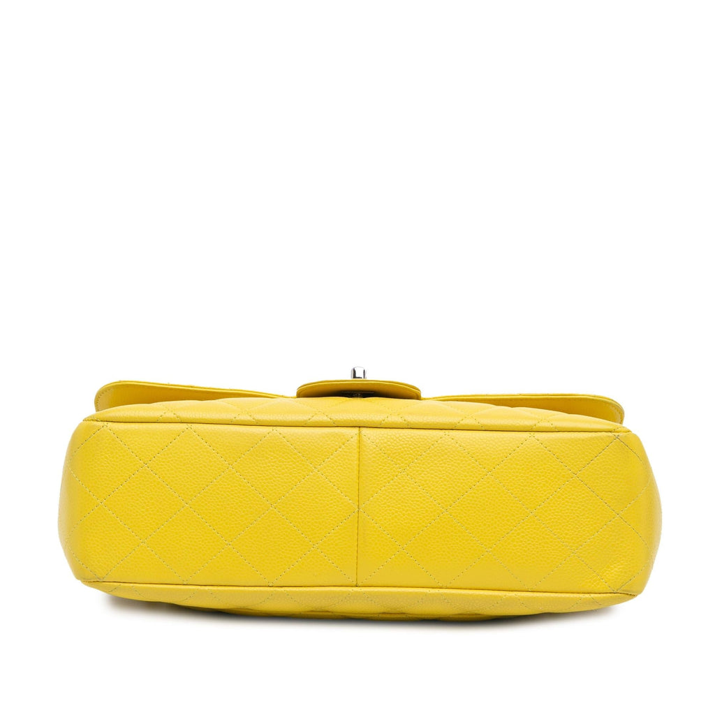 Chanel Jumbo Classic Caviar Single Flap