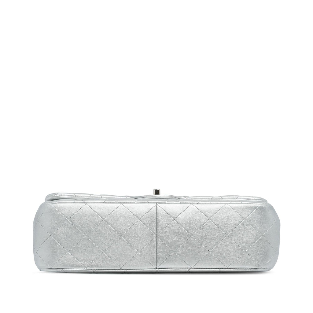 Chanel Jumbo Classic Lambskin Single Flap (SHG-jnZgY3)